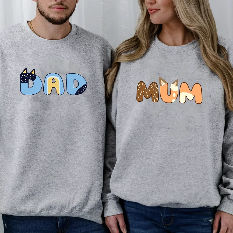 - Parrot climbing and standing wooden frameCutePuppy Dog Parents- Mum & Dad Sweatshirts - Parrot climbing and standing wooden frameCutePuppy Dog Parents- Mum & Dad Sweatshirts