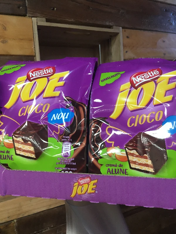 - Pet tear stain cleaning wipes6x Nestle Joe Mini Hazelnut Filled Wafer, Covered in Chocolate (6x180g)