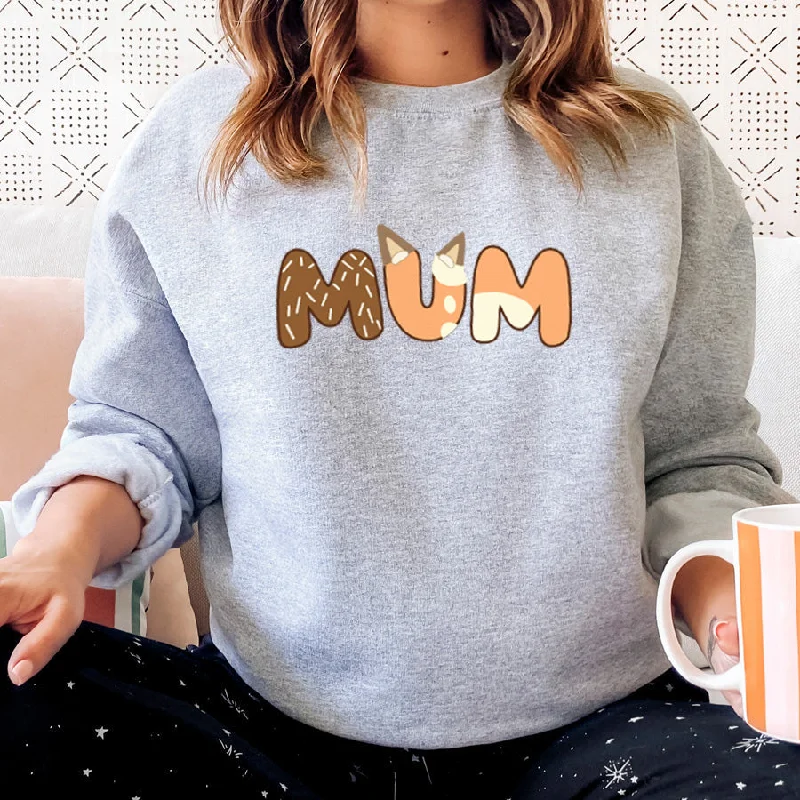  -Anti-scratch scratching board AND cat bed in oneCutePuppy Dog - Mum Sweatshirt