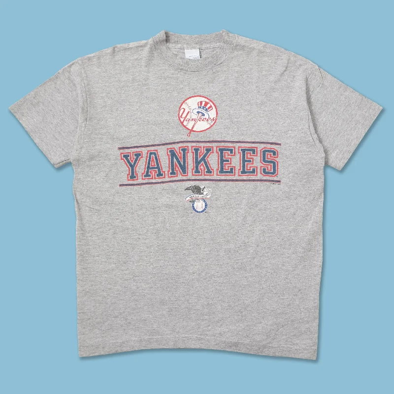 - Dog disposable foam shower gelVintage 1995 NY Yankees T-Shirt Large