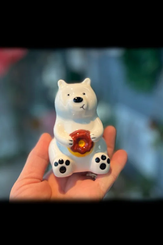 - ​​Pet toys under    yuanArt of Smoke Just the Bear! Pipe
