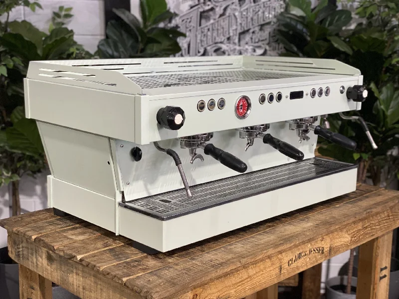 ---La Marzocco Linea PB 3 Group Matcha Green Espresso Coffee Machine