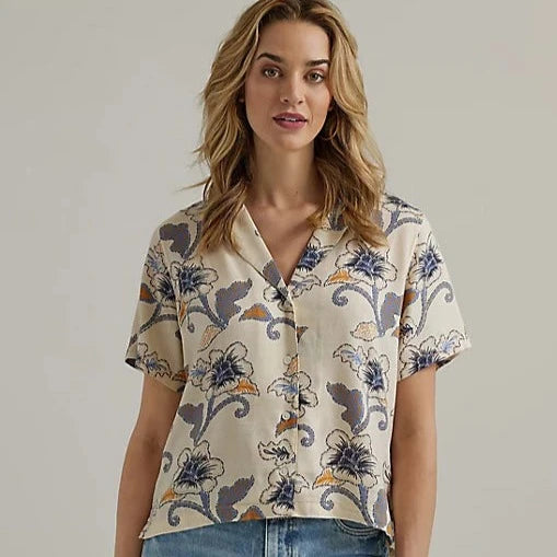 Wrangler Retro Women's Cowgirl Camp Shirt in Buttercream Paisley